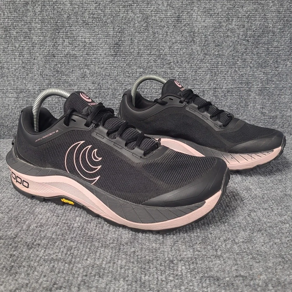 Topo Shoes Womens 9 MTN Racer 3 Black Pink Vibram Road Running Athletic